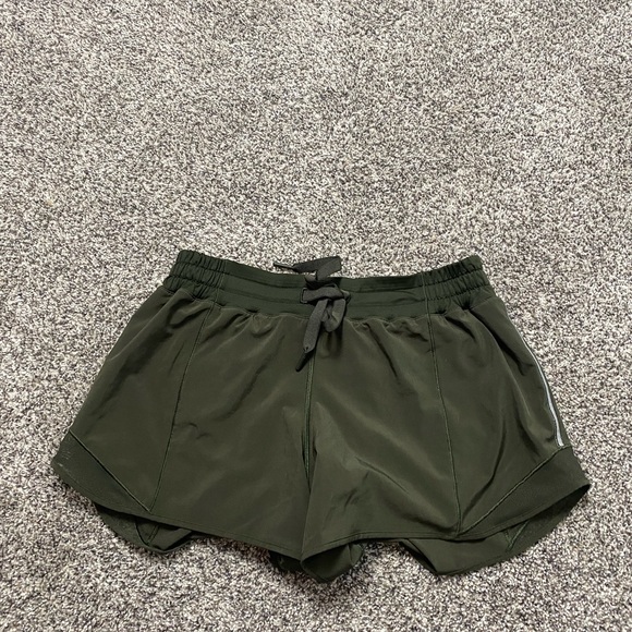 🍁50% Off Sale 🍁 Lululemon Hotty Hot Short - Picture 7 of 10